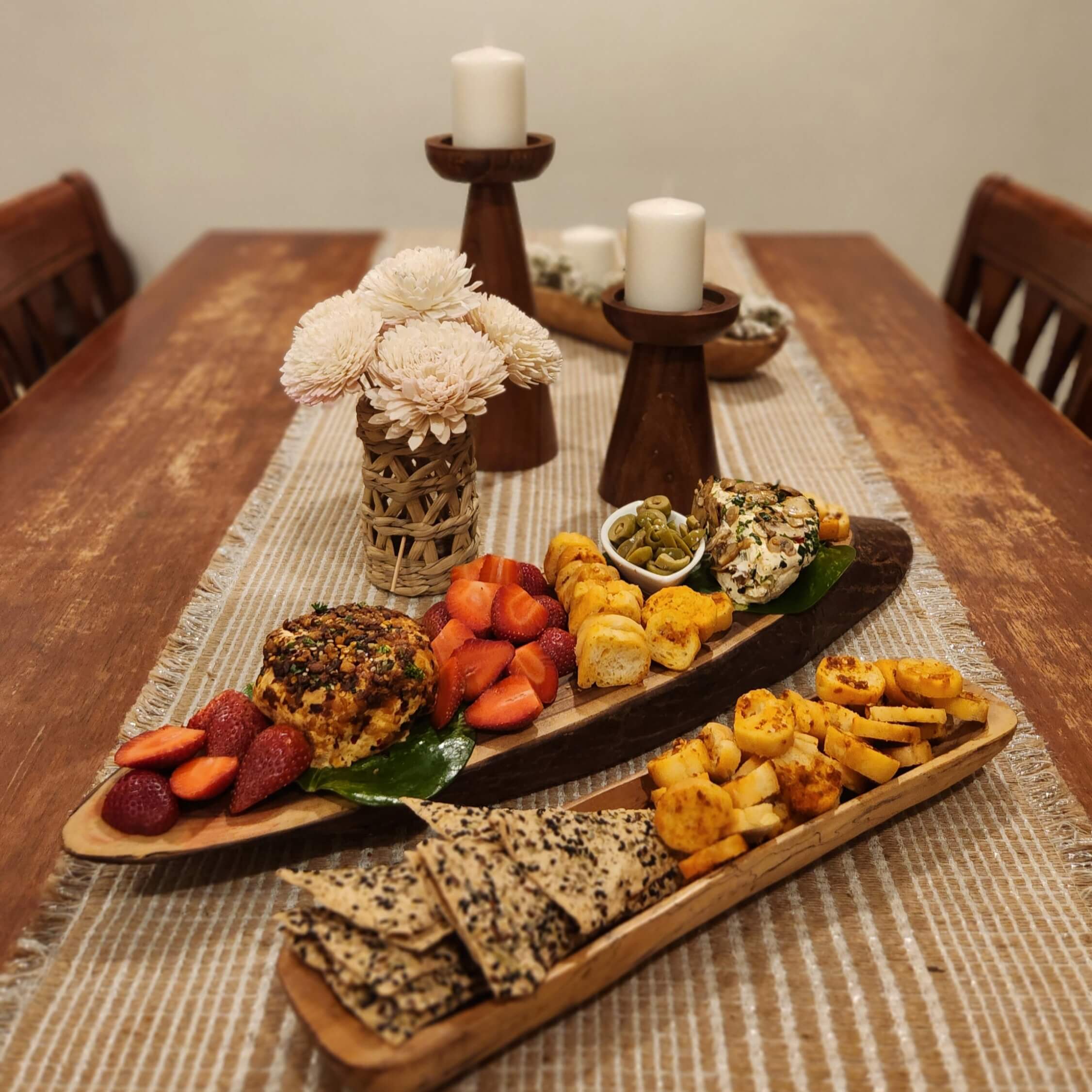 Wood Cheeseboard cum Serving Platter