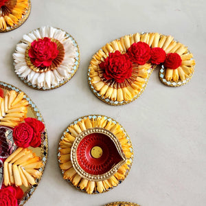 Big Floral Rangoli Set with Diyas I Ready-to-use