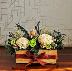 Timeless White Table Arrangement