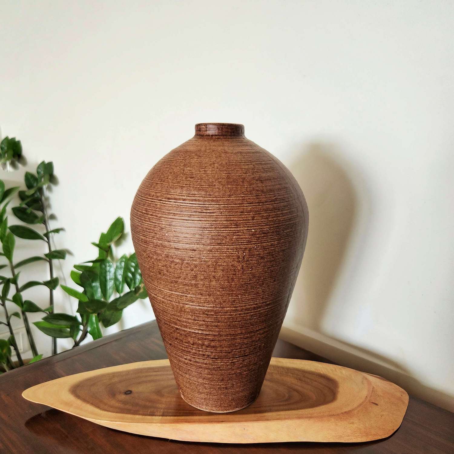 Handcrafted Ceramic Textured Flower Vase - Brown