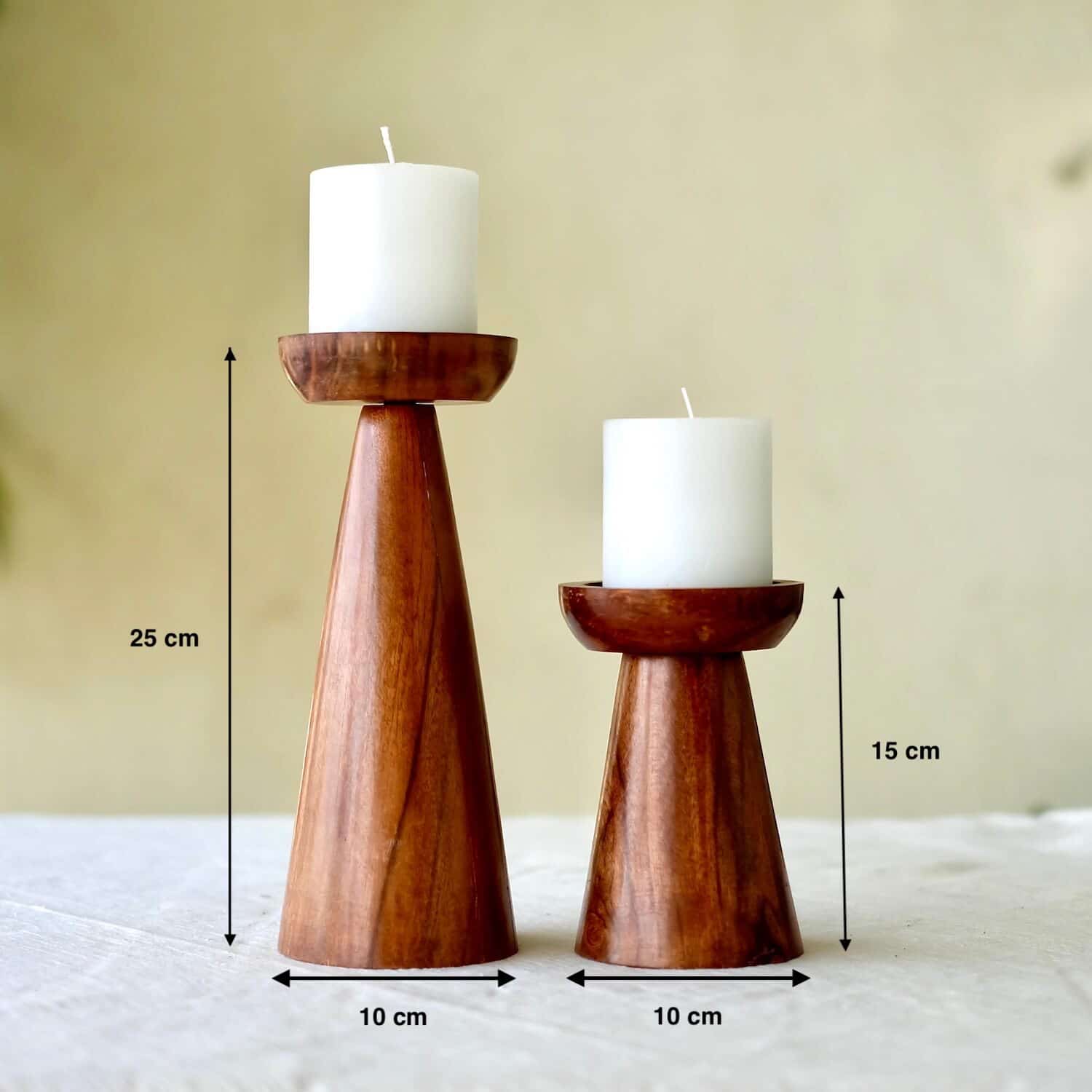 Graceful Pillar Candleholders: Set of 2