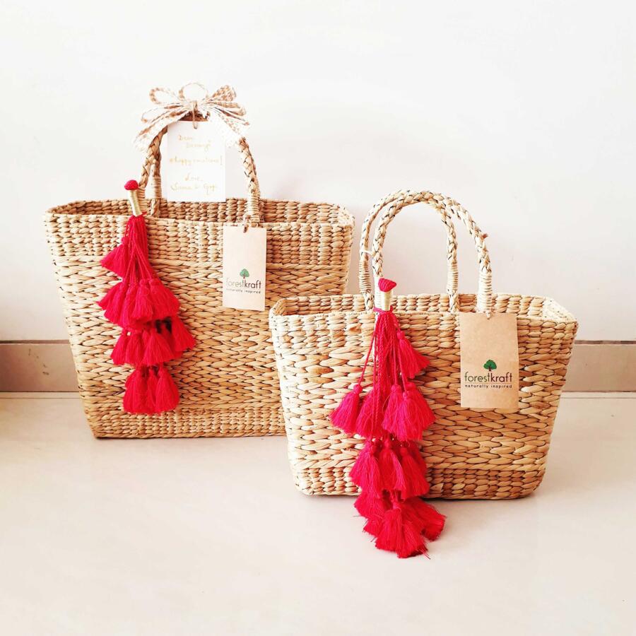 Tote Basket Small – Boho Red Tassels
