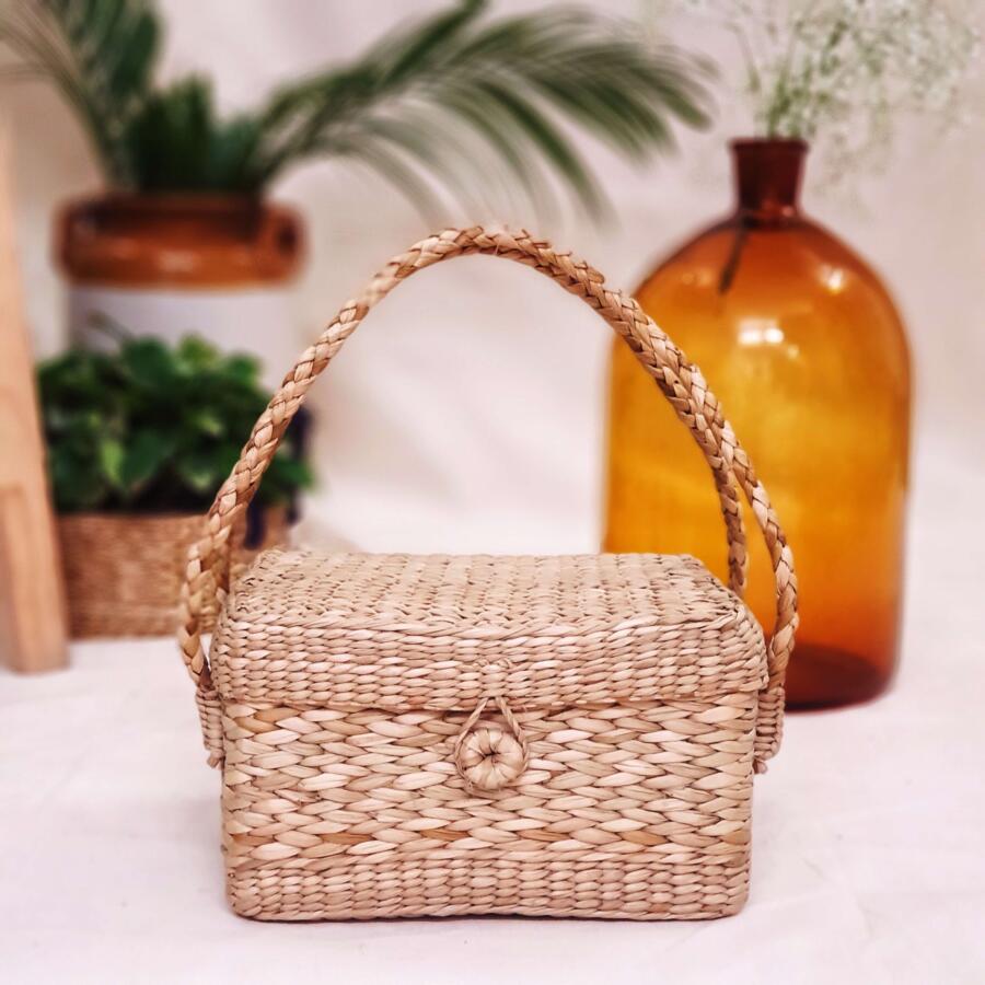 Fashionable Modern Basket Bag