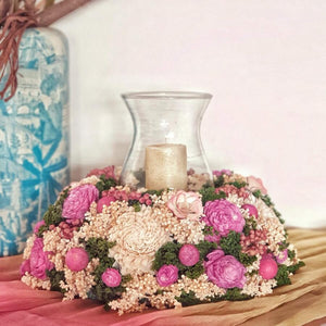 Pretty-in-pink Lantern Centrepiece