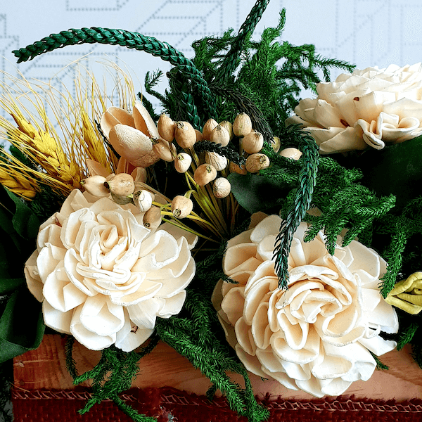 Timeless White Table Arrangement