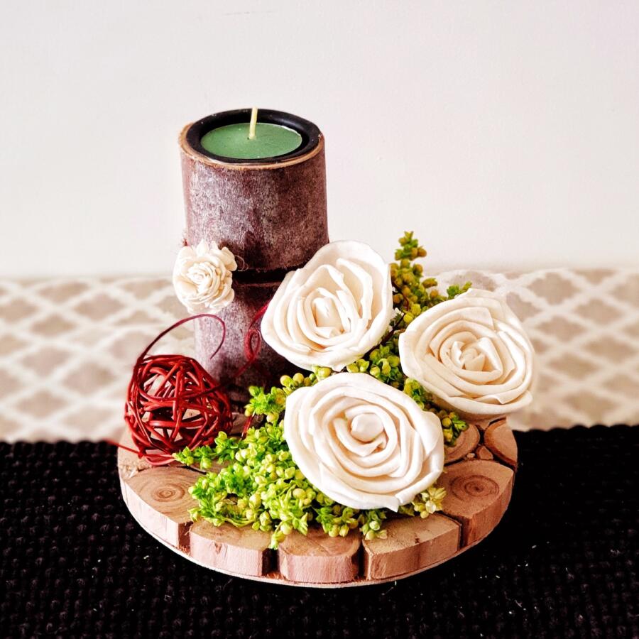 Elegant Fleur Candle stand and Flowers GIft set