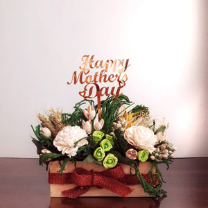 Timeless White Table Arrangement